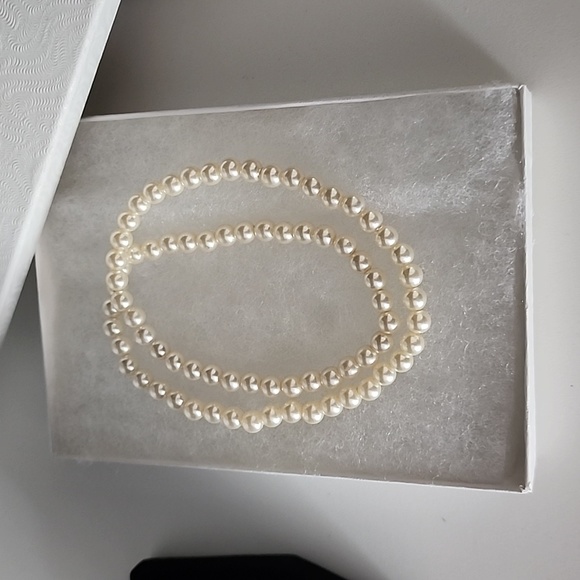 Pearl necklace (manufactured) - Picture 3 of 3